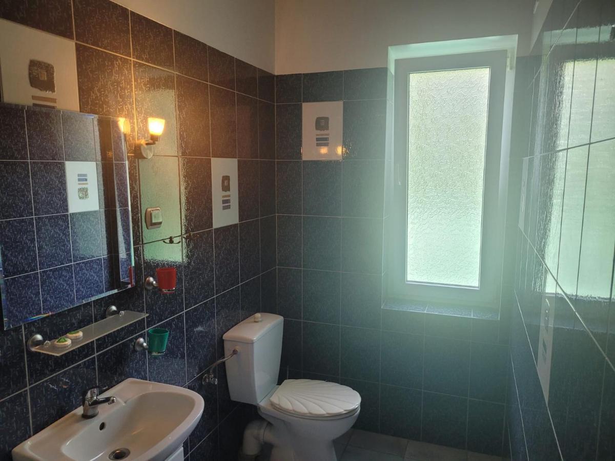Albert Turystyczne Uslugi Hotelarskie Varşova Dış mekan fotoğraf