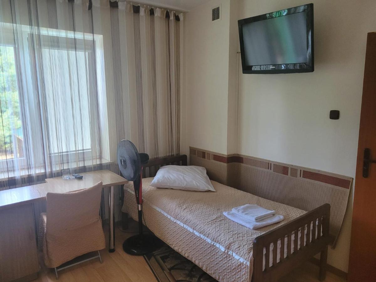 Albert Turystyczne Uslugi Hotelarskie Varşova Dış mekan fotoğraf